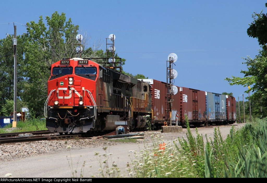 CN 3272